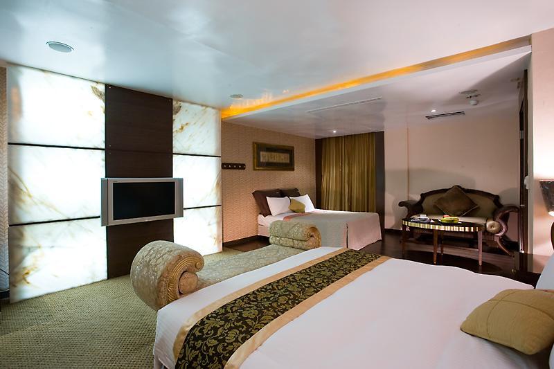 Crystal Business Motel Hsinchu Extérieur photo