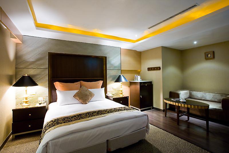 Crystal Business Motel Hsinchu Extérieur photo