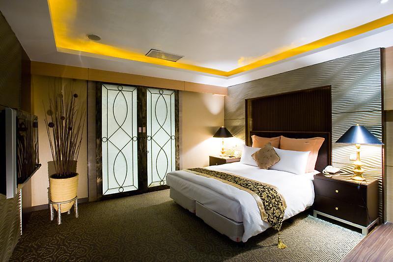 Crystal Business Motel Hsinchu Extérieur photo