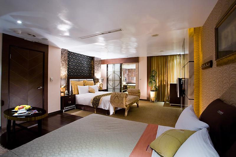 Crystal Business Motel Hsinchu Extérieur photo