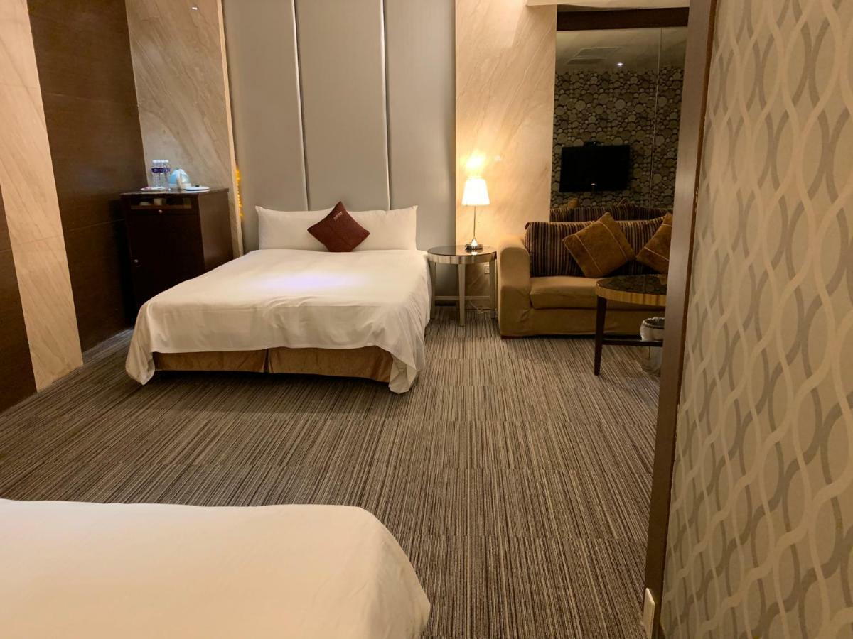 Crystal Business Motel Hsinchu Extérieur photo