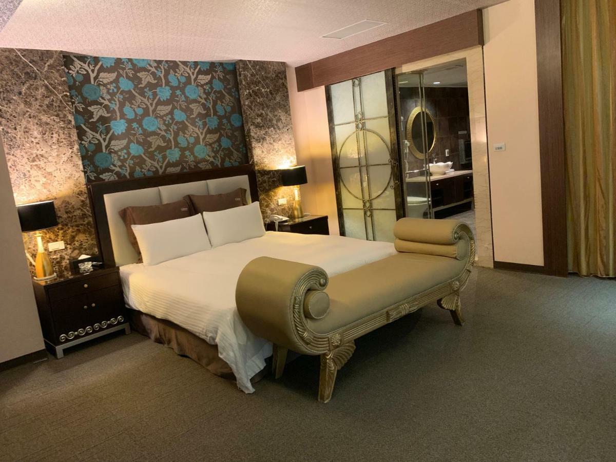 Crystal Business Motel Hsinchu Extérieur photo