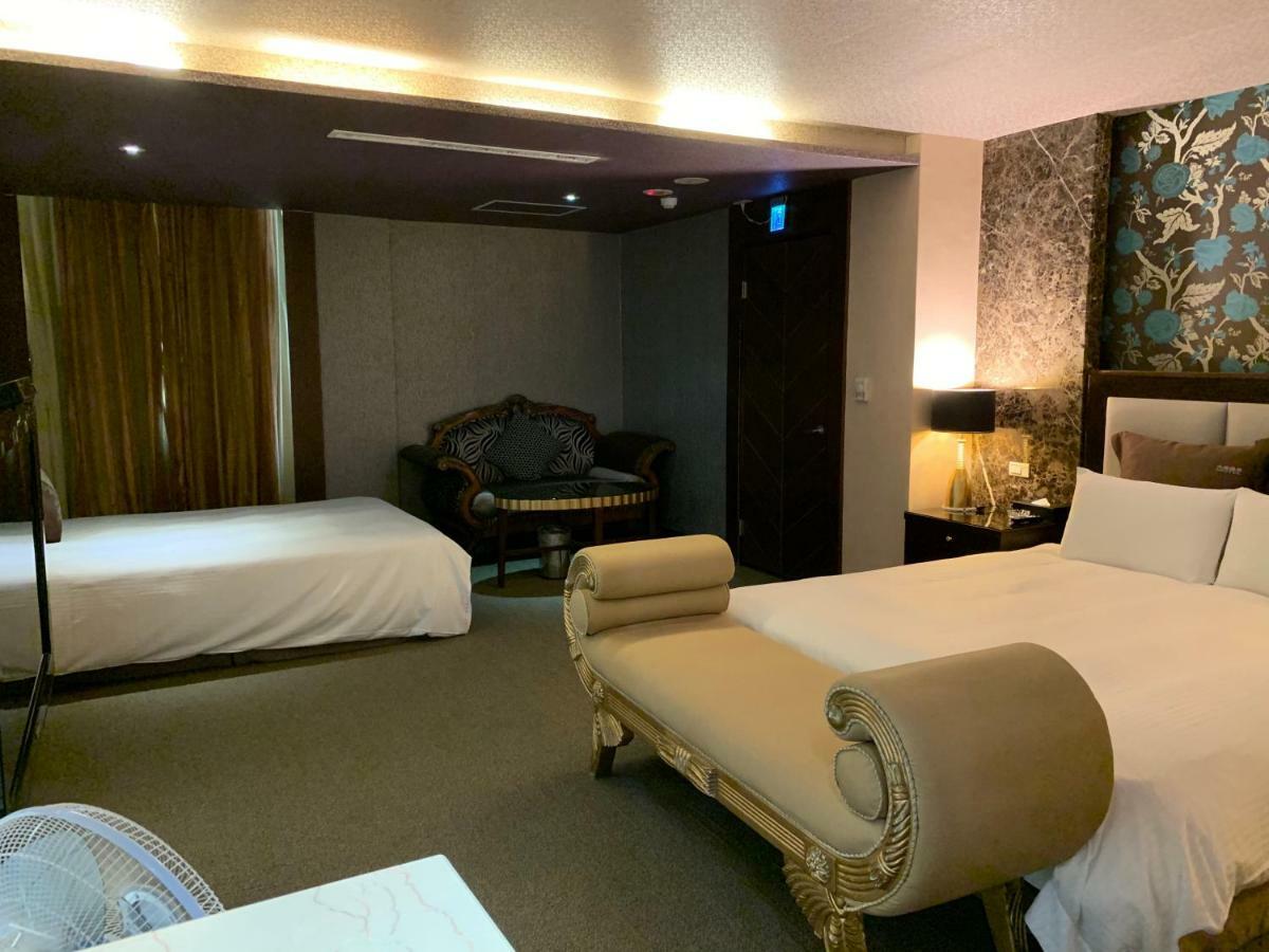 Crystal Business Motel Hsinchu Extérieur photo